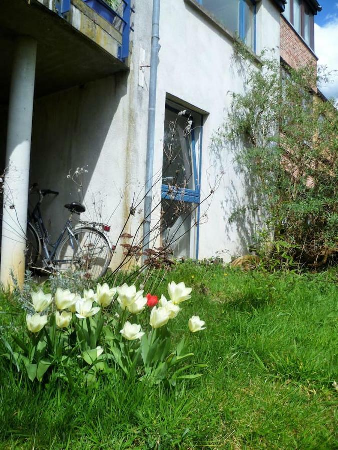 Appartement 2 Chambres Au Calme Et Au Vert, A Лувен-ла-Ньов Екстериор снимка
